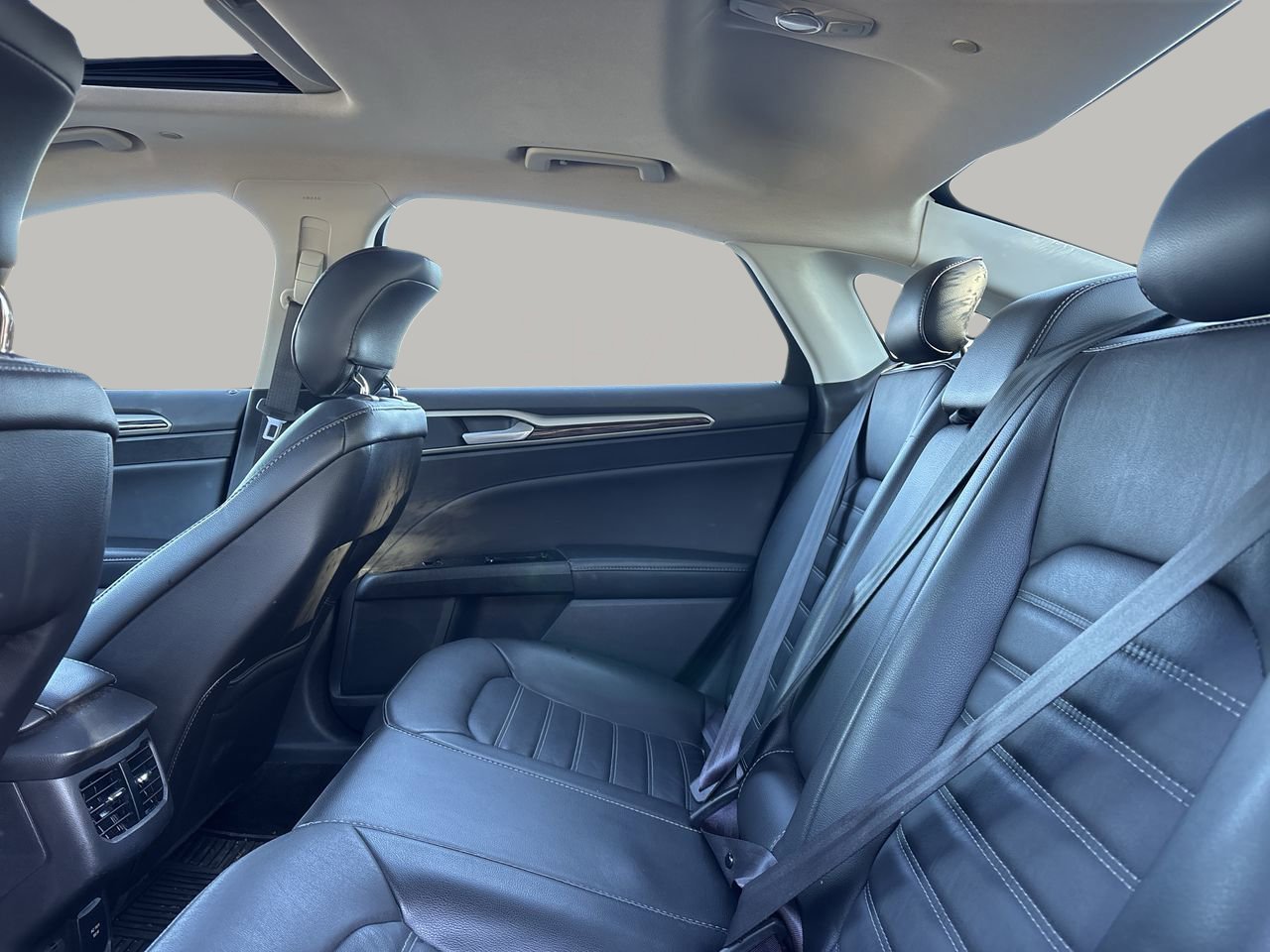 Used 2013 Ford Fusion SE image 15