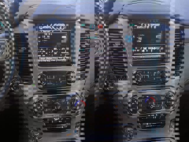 Used 2019 GMC Yukon XL Denali w/ Open Road Package image 17