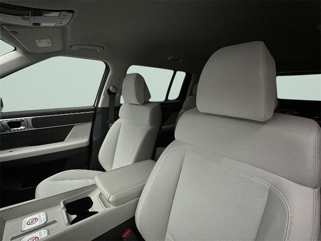 New 2026 Hyundai Santa Fe SE image 30