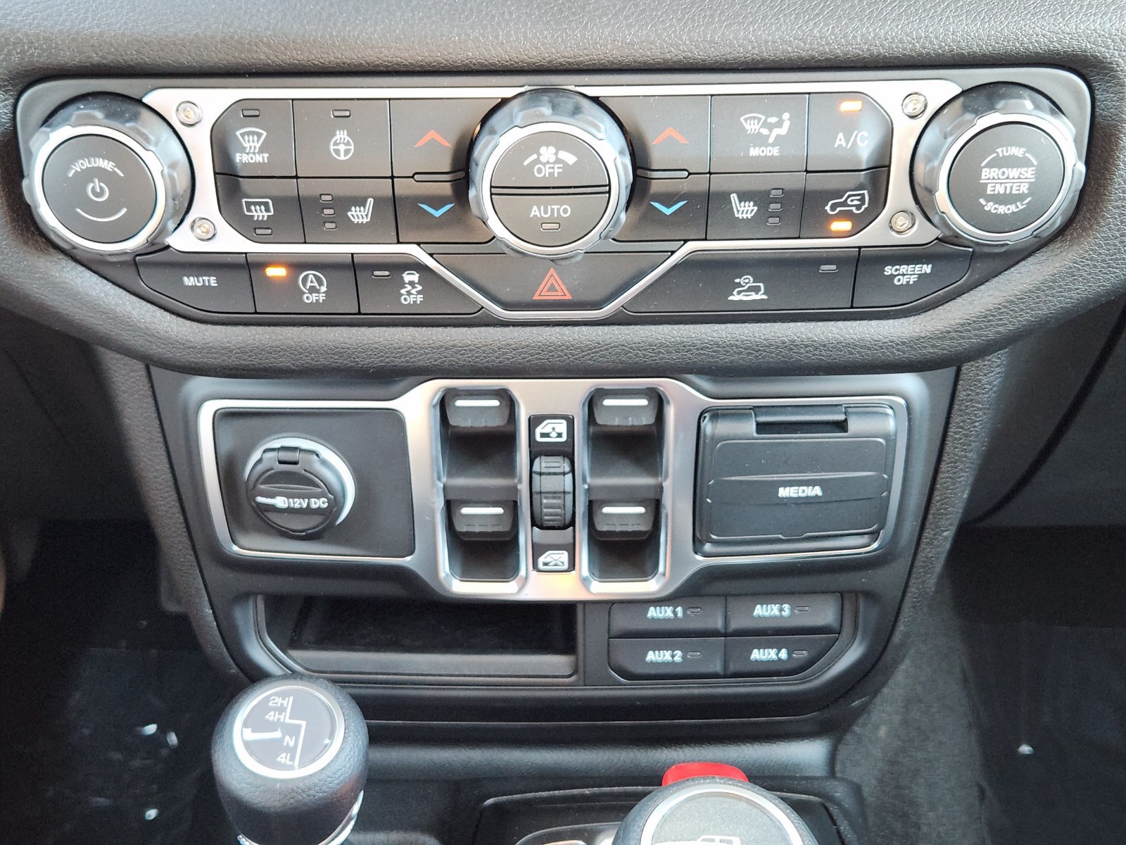 New 2026 Jeep Gladiator Sport AWD/4WD image 25