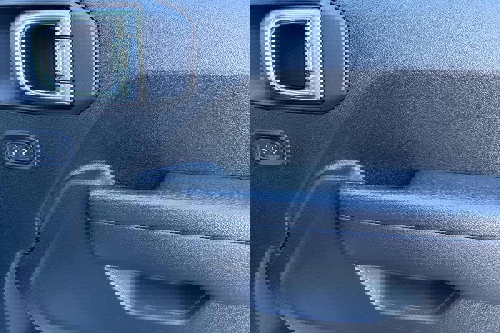 Used 2023 Jeep Wrangler Unlimited w/ Cold Weather Group image 19