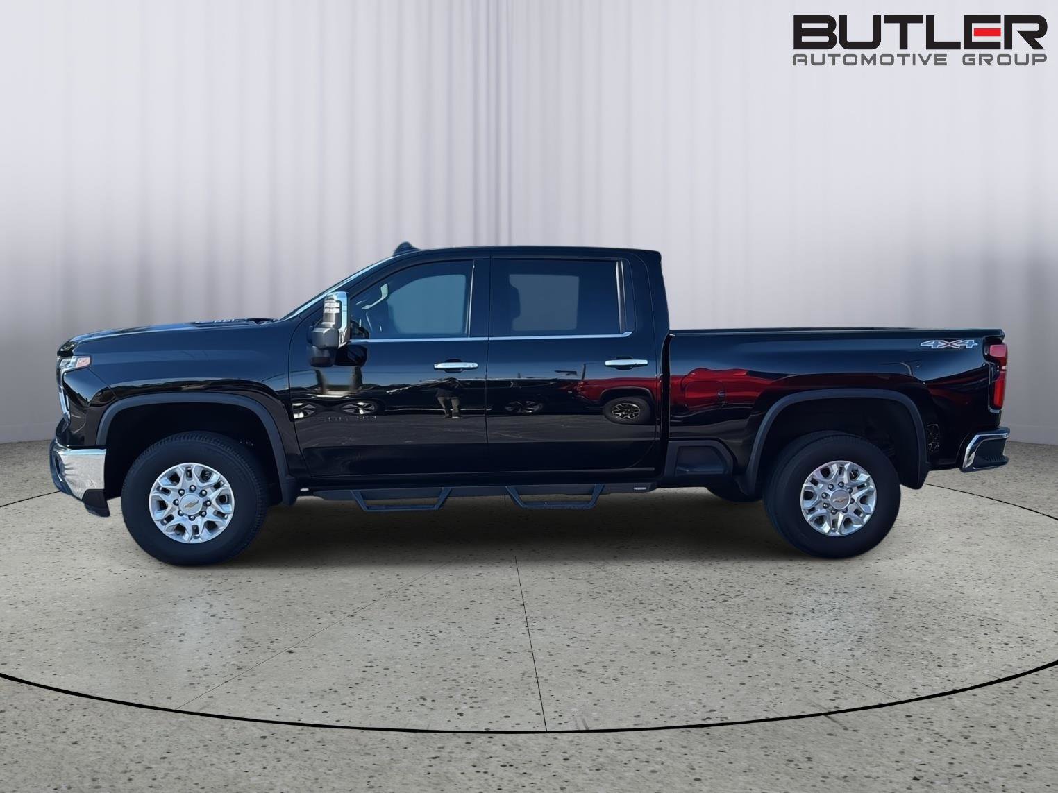 Used 2024 Chevrolet Silverado 2500 LTZ image 3