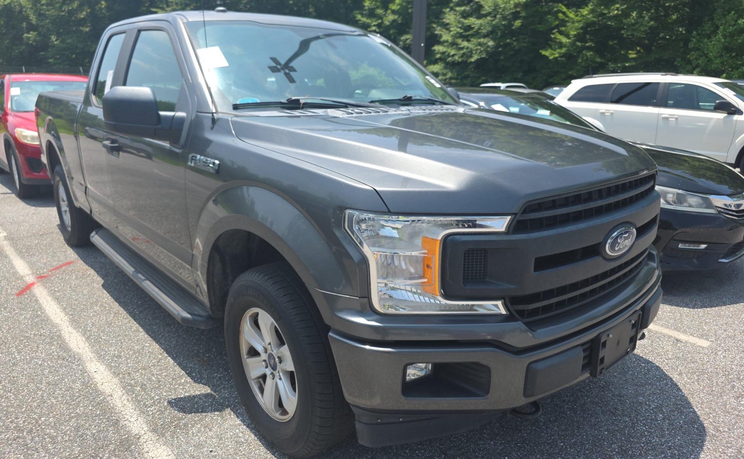 Used 2019 Ford F150 XL w/ Equipment Group 101A Mid AWD/4WD image 3