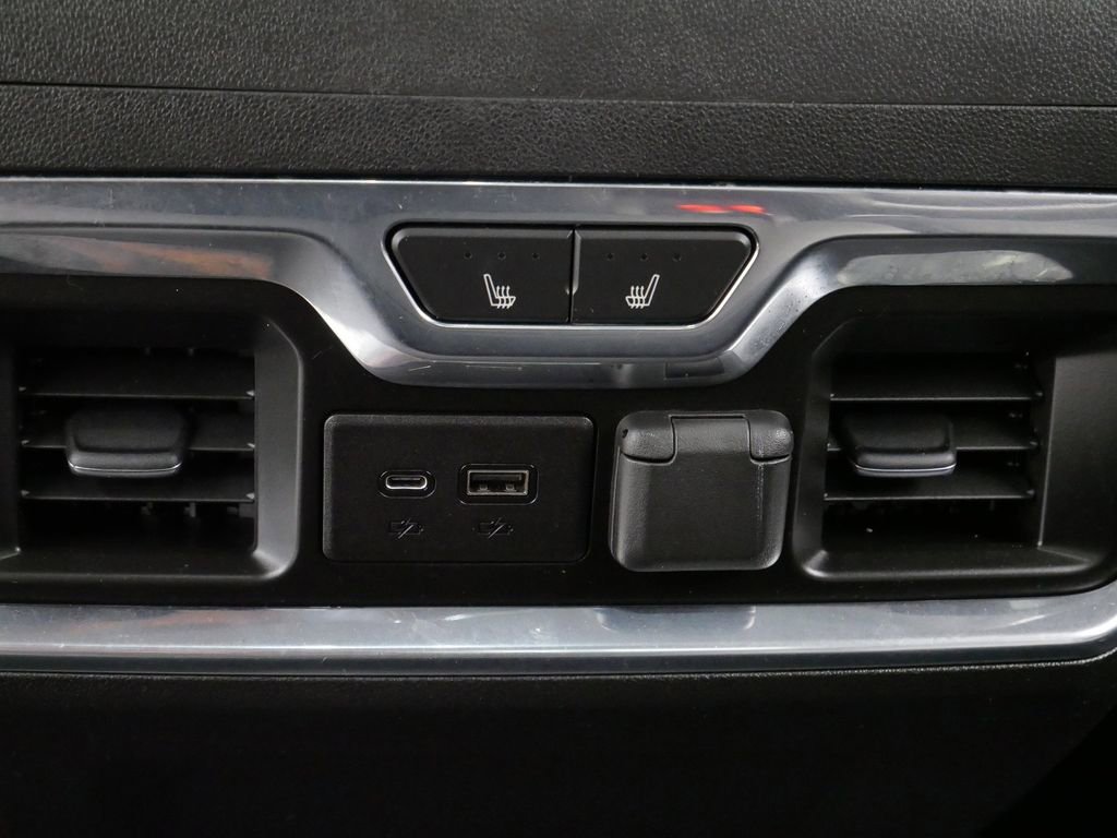 Used 2021 Chevrolet Silverado 1500 LTZ w/ Technology Package image 19