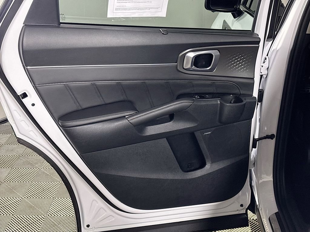 Used 2023 Kia Sorento SX image 20