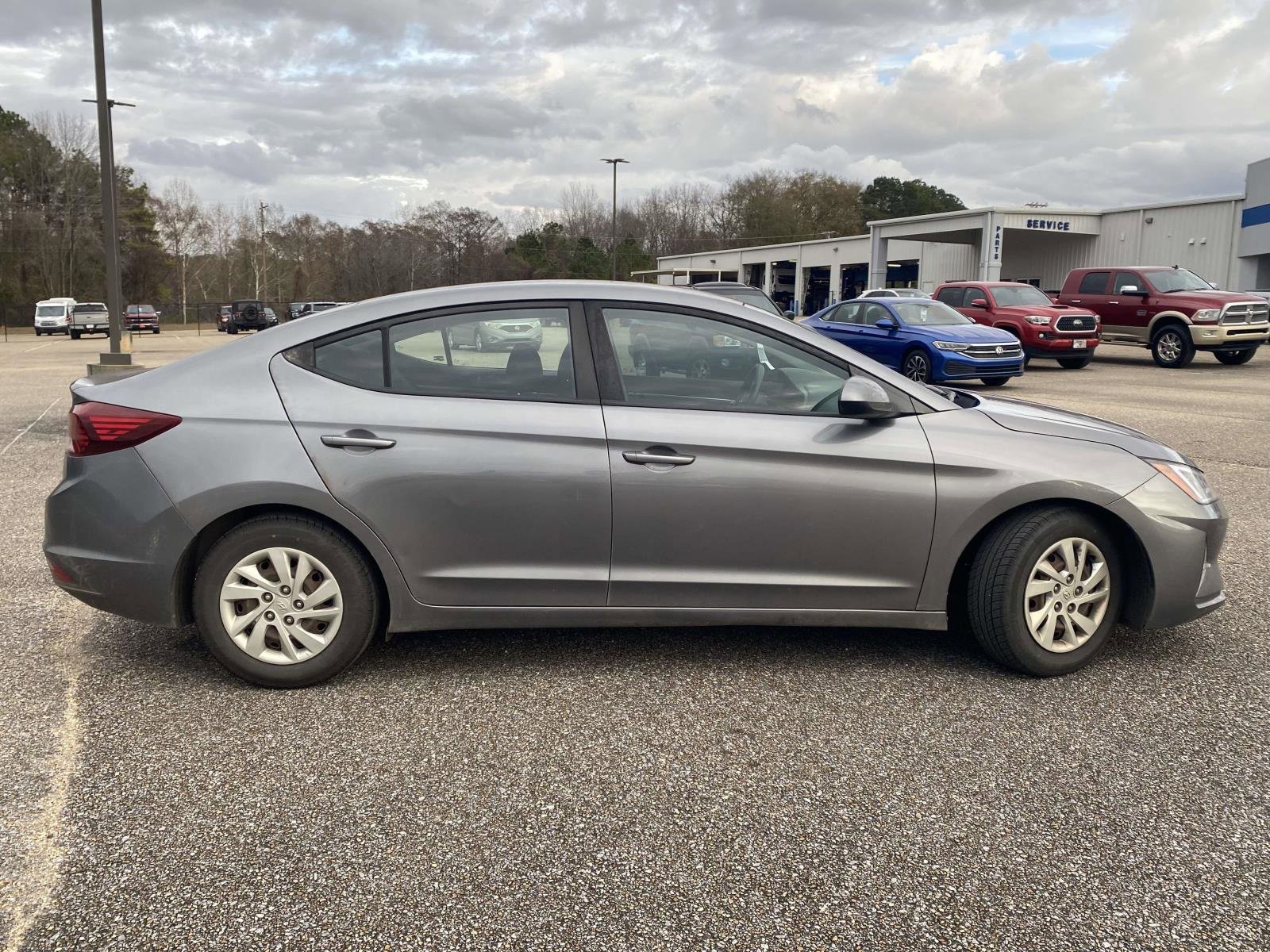 Used 2019 Hyundai Elantra SE w/ Cargo Package image 8
