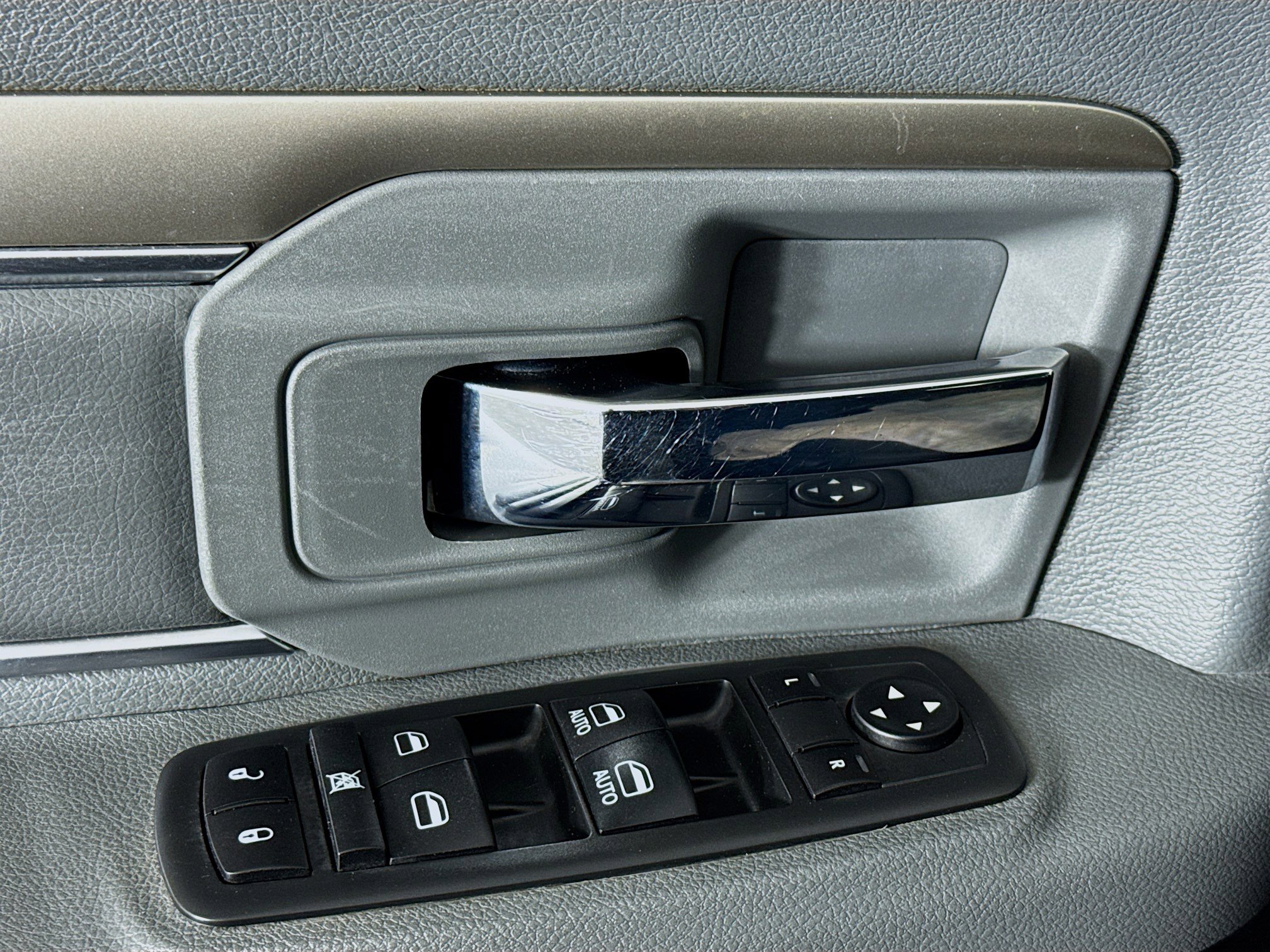 Used 2020 RAM 1500 Classic Warlock w/ Electronics Group image 22