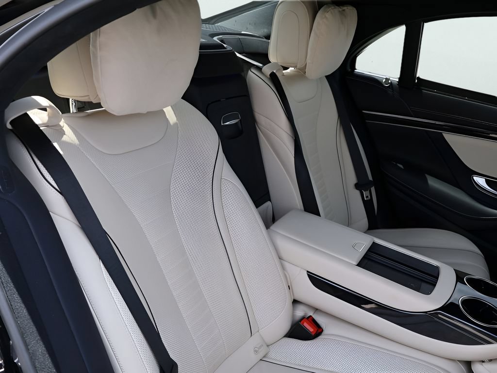 Used 2020 Mercedes-Benz S 560 4MATIC Sedan image 14