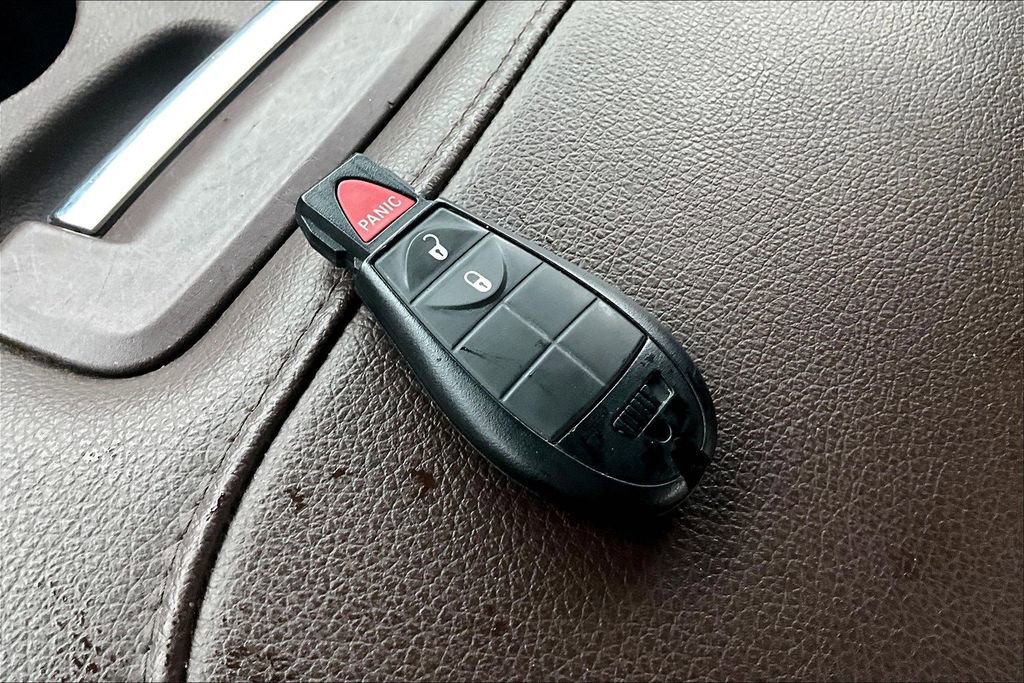 Used 2017 RAM 1500 Classic SLT image 35