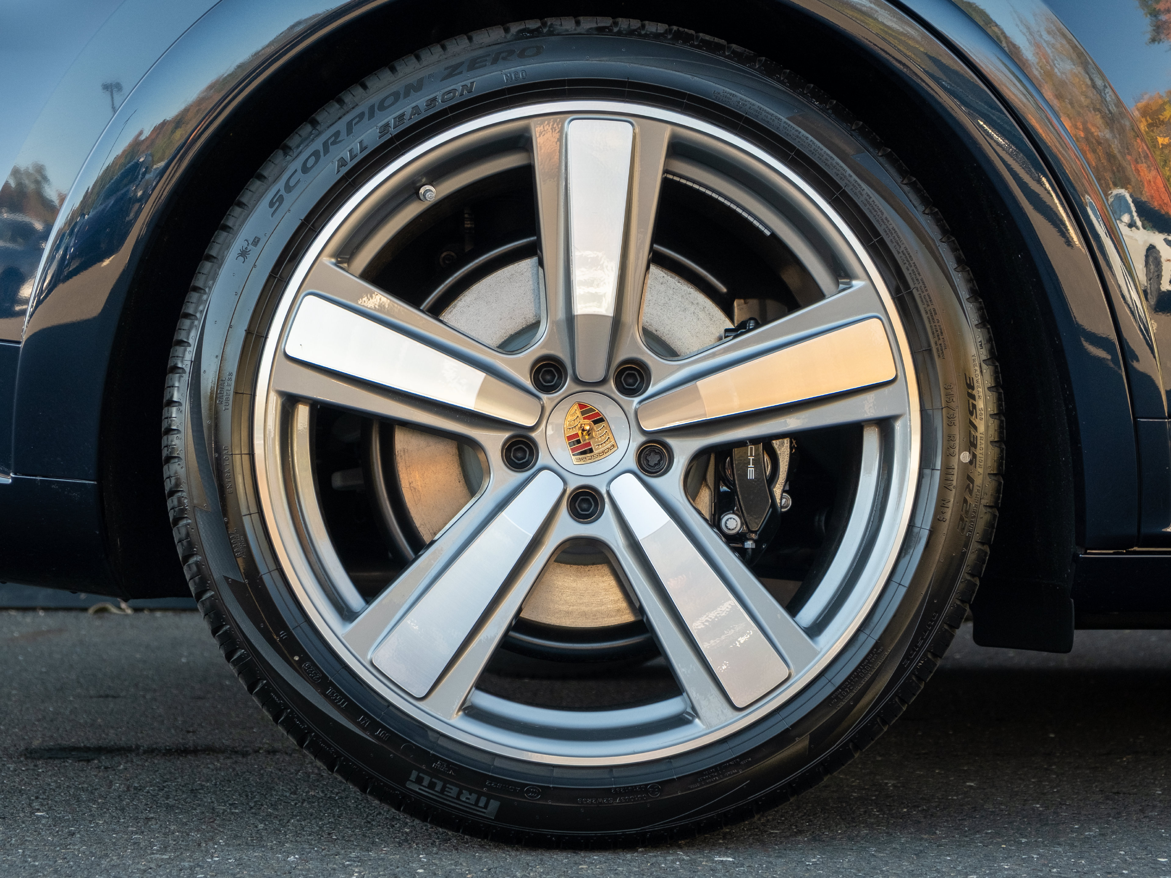 New 2026 Porsche Cayenne GTS AWD/4WD image 14