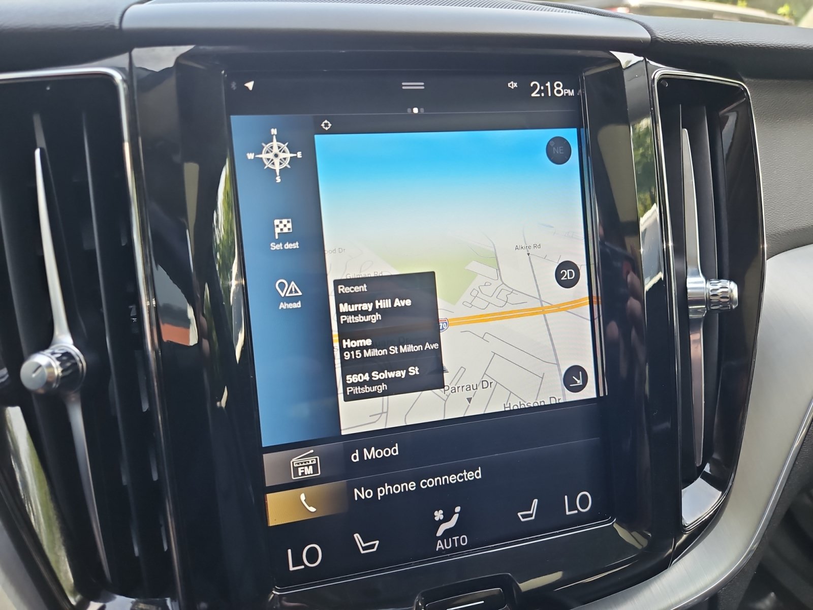 Used 2018 Volvo XC60 T5 Momentum w/ Vision Package AWD/4WD image 19