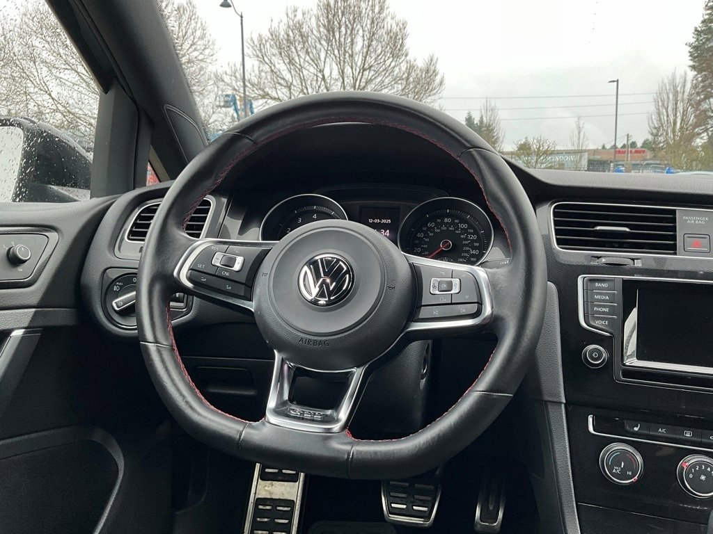 Used 2015 Volkswagen GTI S image 19