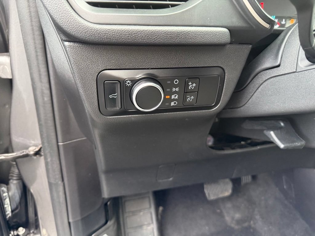 Used 2022 Ford Escape SE w/ Convenience Package FWD image 14
