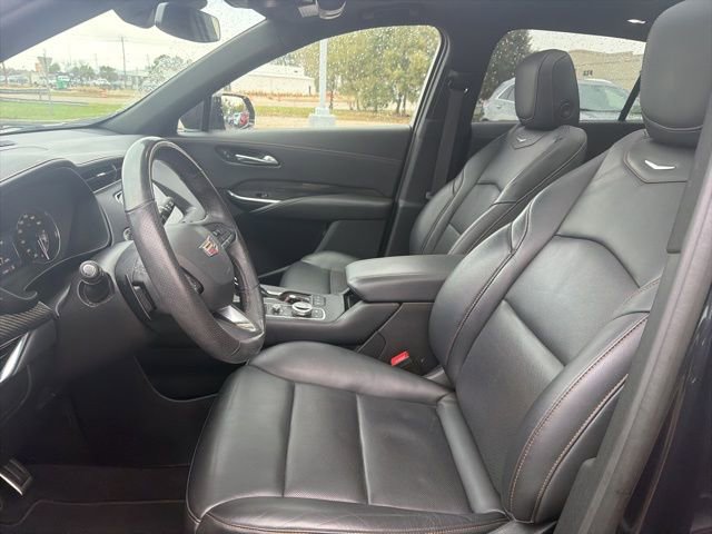 Used 2023 Cadillac XT4 Sport image 13