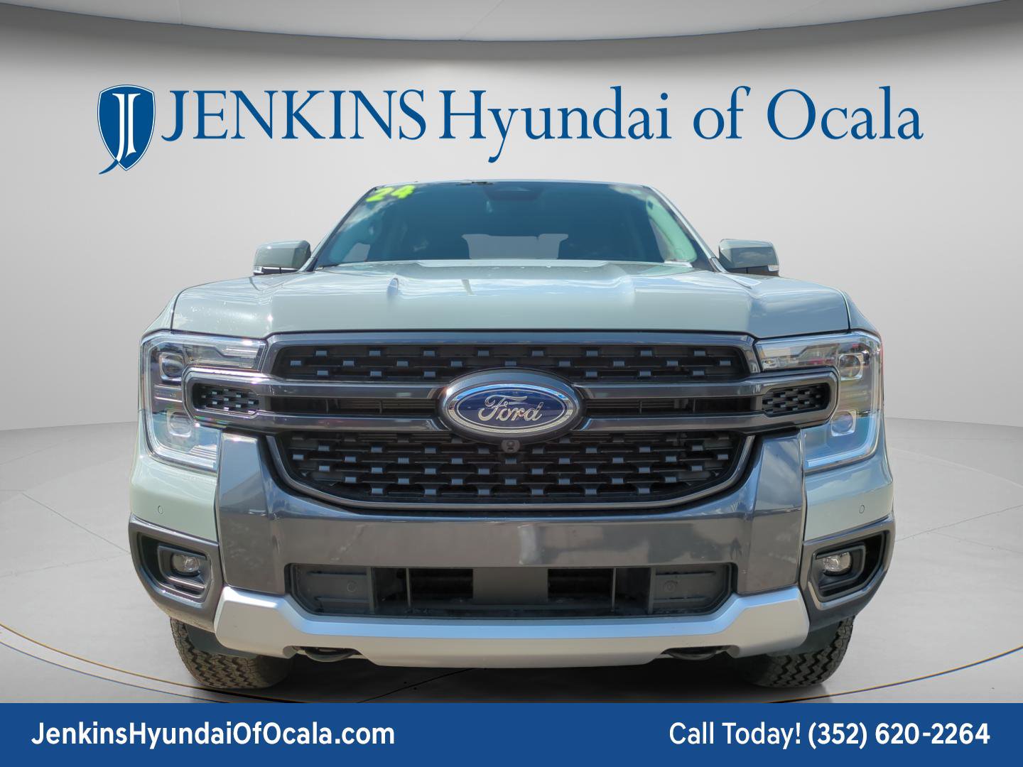 Used 2024 Ford Ranger Lariat w/ FX4 Off-Road Package image 8