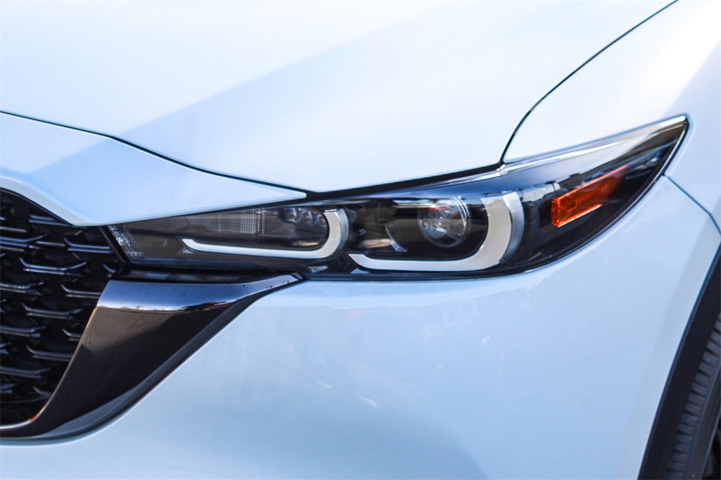 New 2025 MAZDA CX-5 Carbon Edition image 8