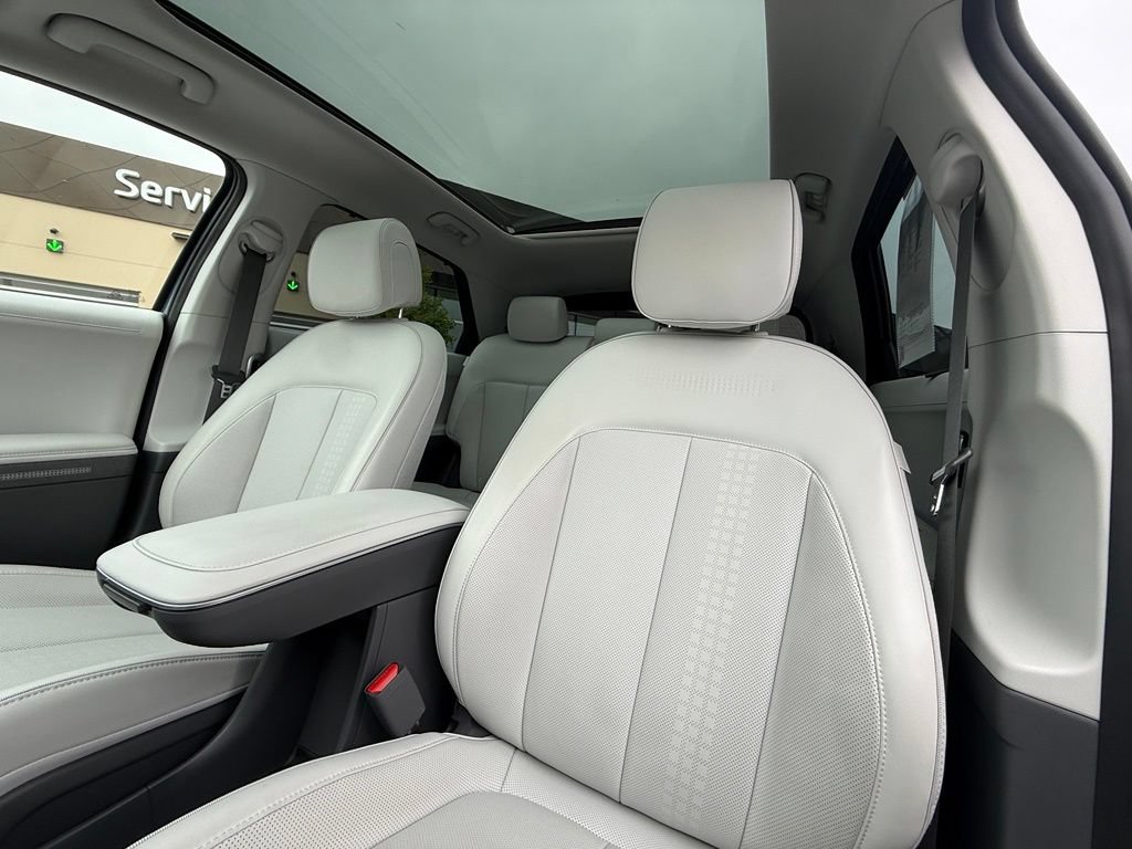 Certified 2024 Hyundai Ioniq 5 Limited RWD image 13