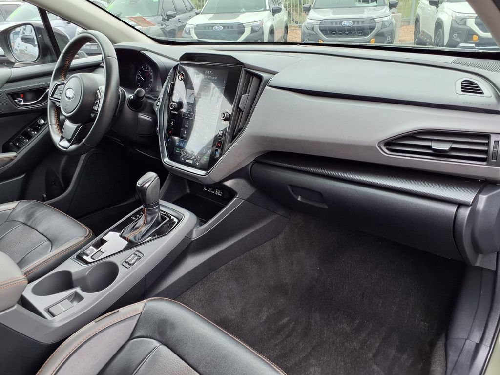 Used 2024 Subaru Crosstrek 2.5i Limited AWD/4WD image 17