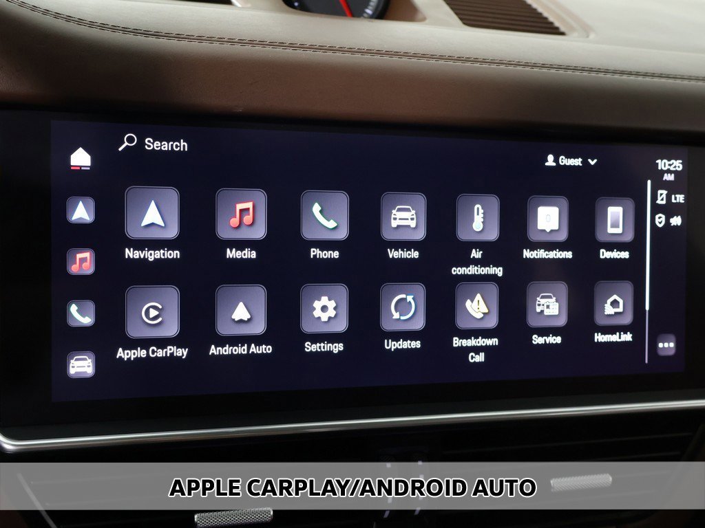 Used 2023 Porsche Cayenne Platinum Edition image 10