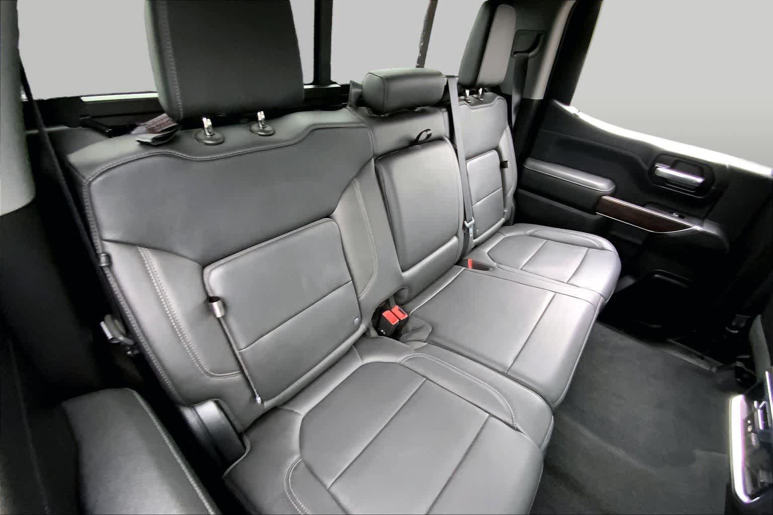 Used 2020 GMC Sierra 1500 SLT RWD image 19