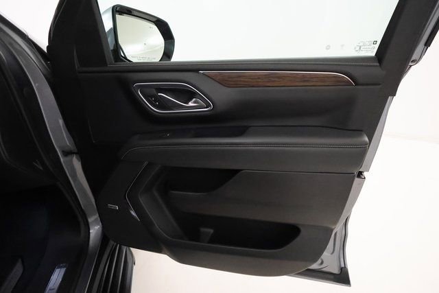 Used 2022 Chevrolet Tahoe Premier w/ Premium Package image 24