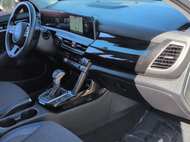 Used 2024 Kia Seltos S image 22