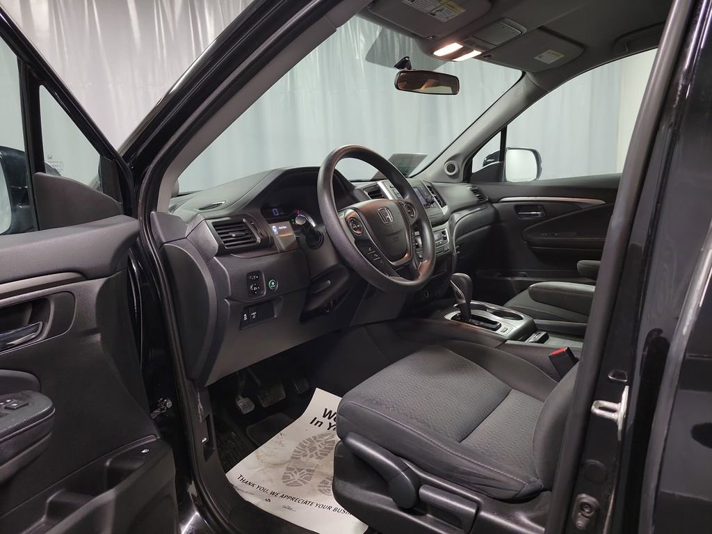 Used 2018 Honda Ridgeline Sport image 13