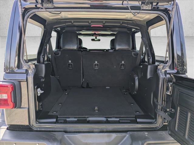 Used 2021 Jeep Wrangler Unlimited Rubicon w/ Xtreme Recon 35" Tire Package AWD/4WD image 6