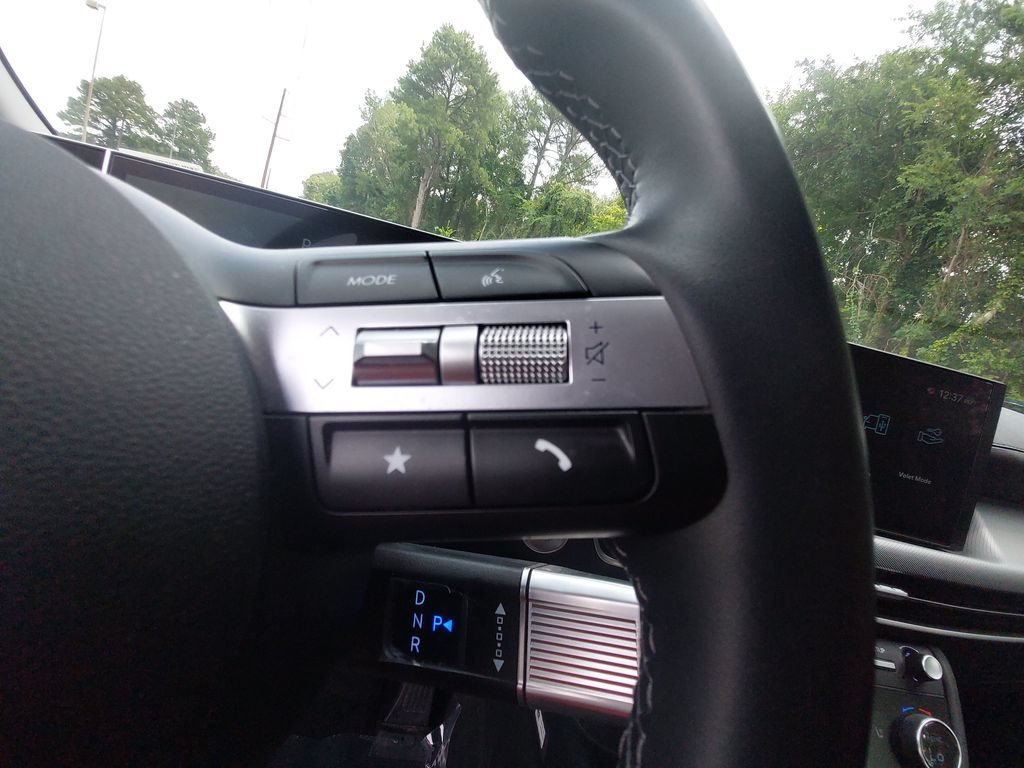 Certified 2025 Hyundai Sonata SEL FWD image 18