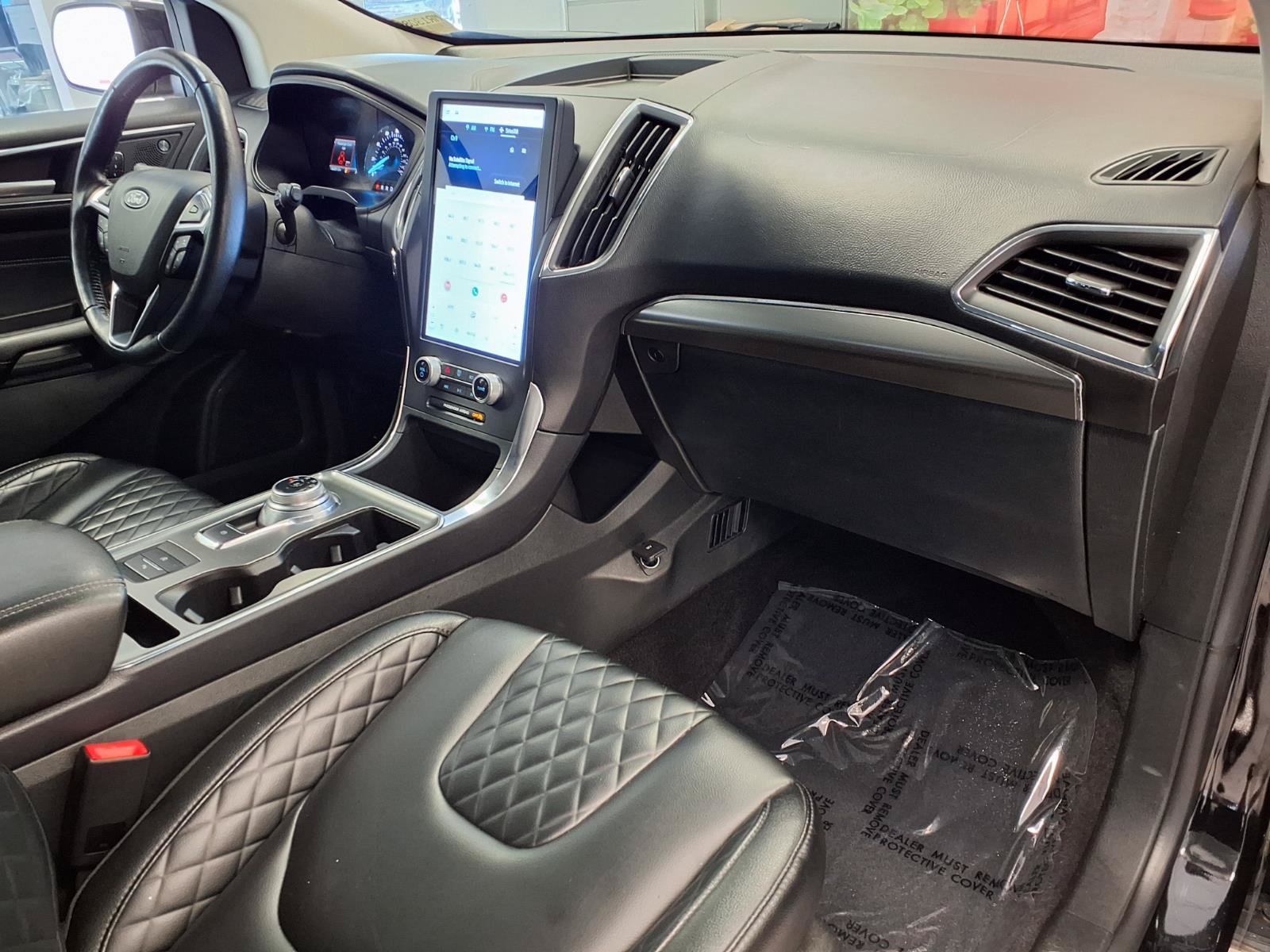 Used 2023 Ford Edge Titanium AWD/4WD image 9
