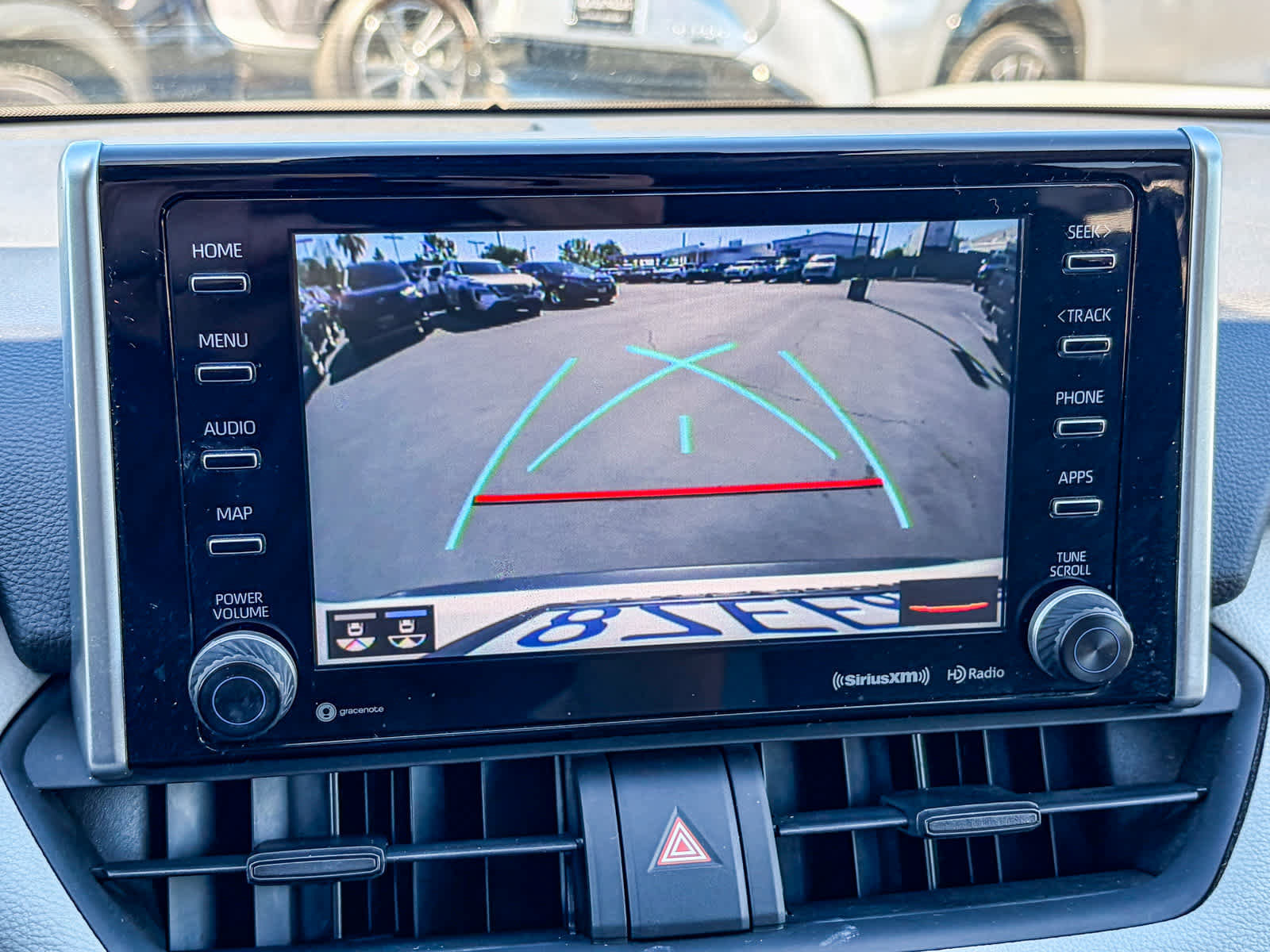 Used 2020 Toyota RAV4 XLE w/ Convenience Package image 24