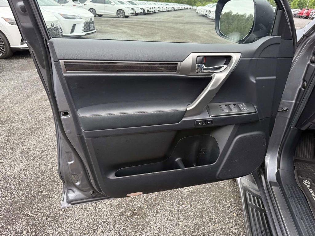 Used 2023 Lexus GX 460 Premium w/ Premium Plus Package AWD/4WD image 12