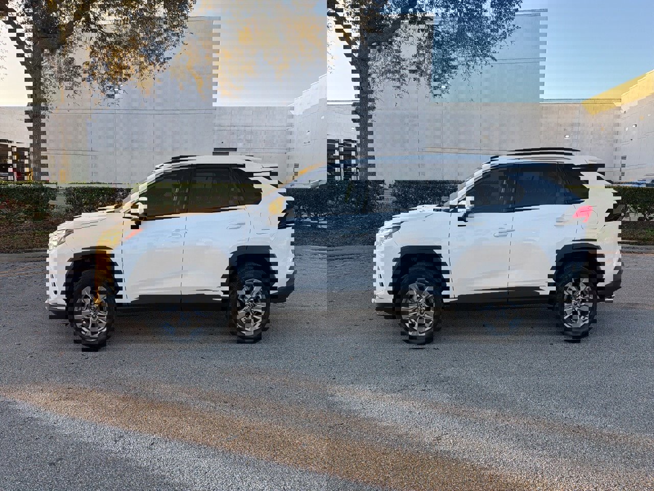 Used 2024 Toyota RAV4 LE image 2