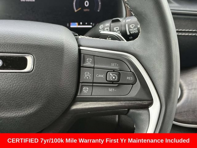 Used 2023 Jeep Grand Cherokee Limited AWD/4WD image 26