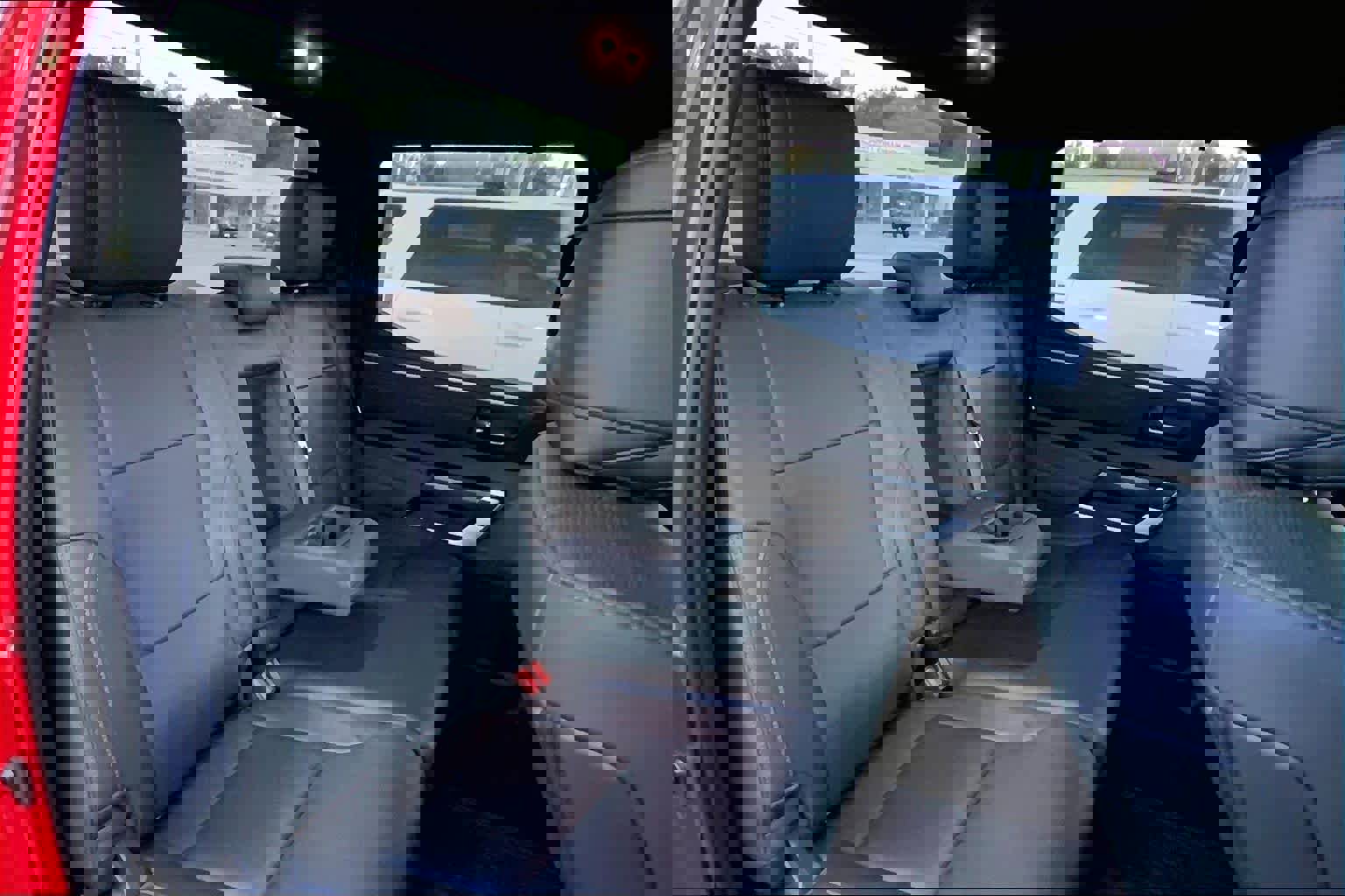 Used 2022 Toyota Tundra Platinum w/ Advanced Package image 19