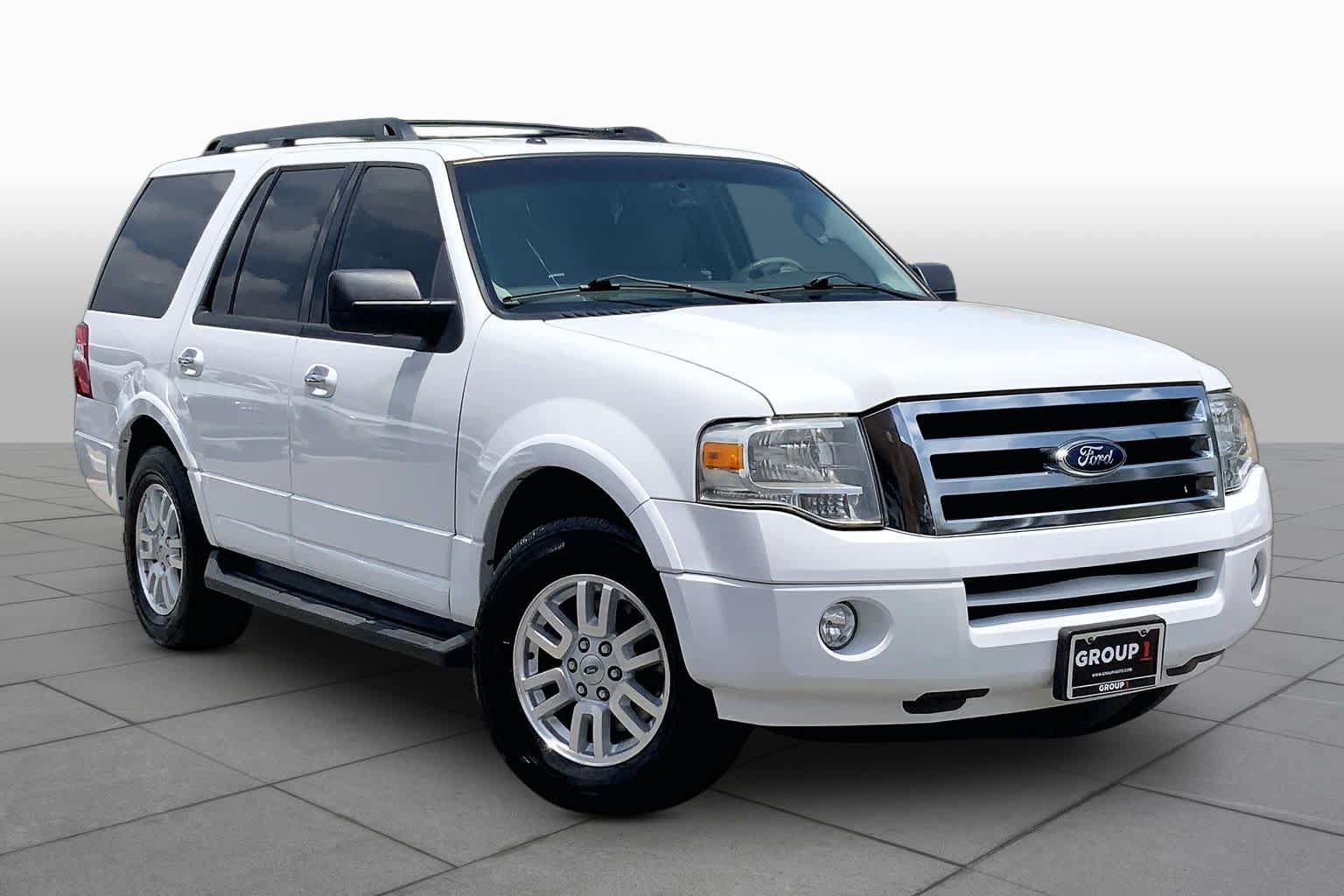 Used 2014 Ford Expedition XLT RWD image 3
