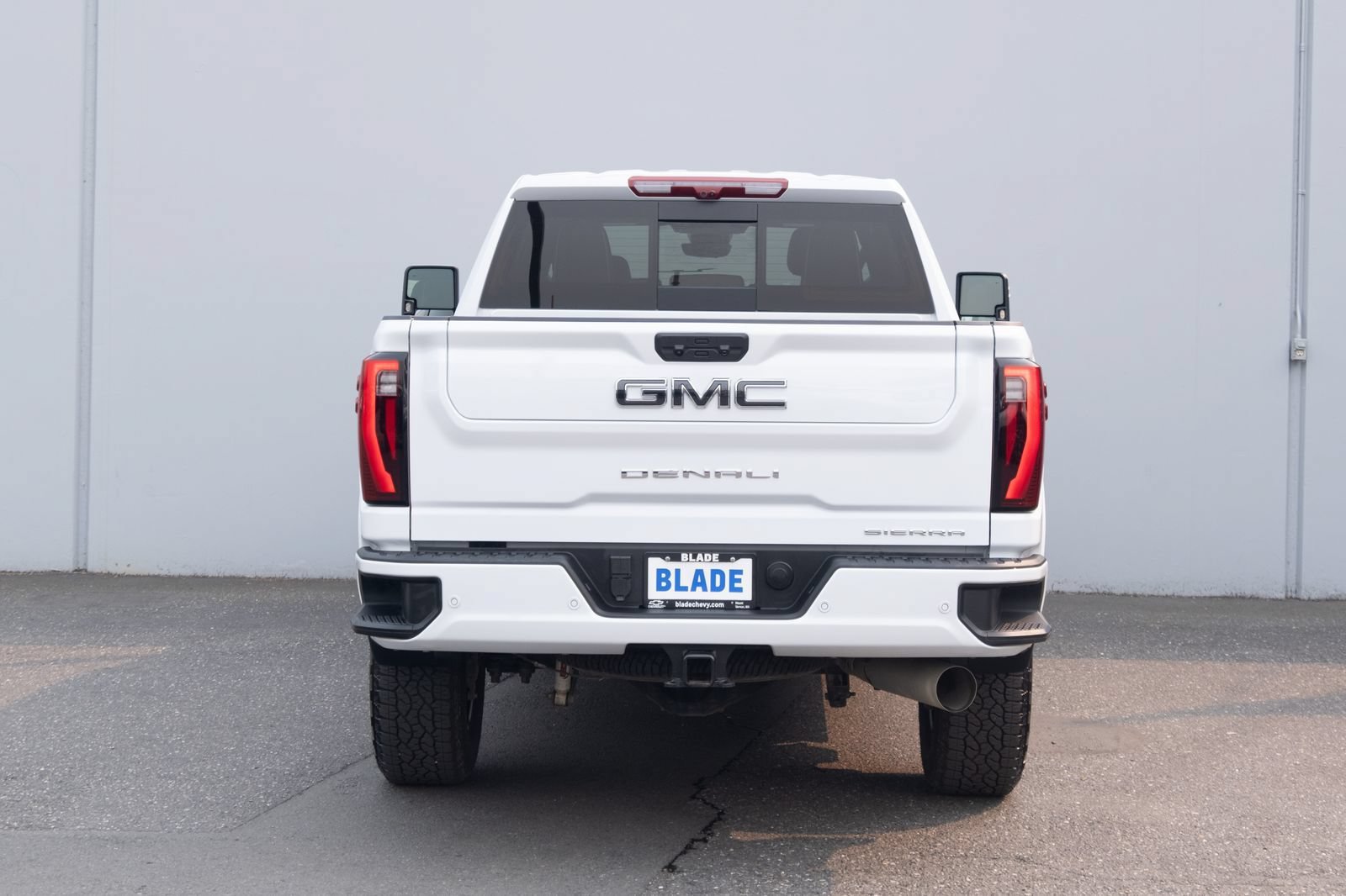 Used 2026 GMC Sierra 3500 Denali Ultimate AWD/4WD image 27