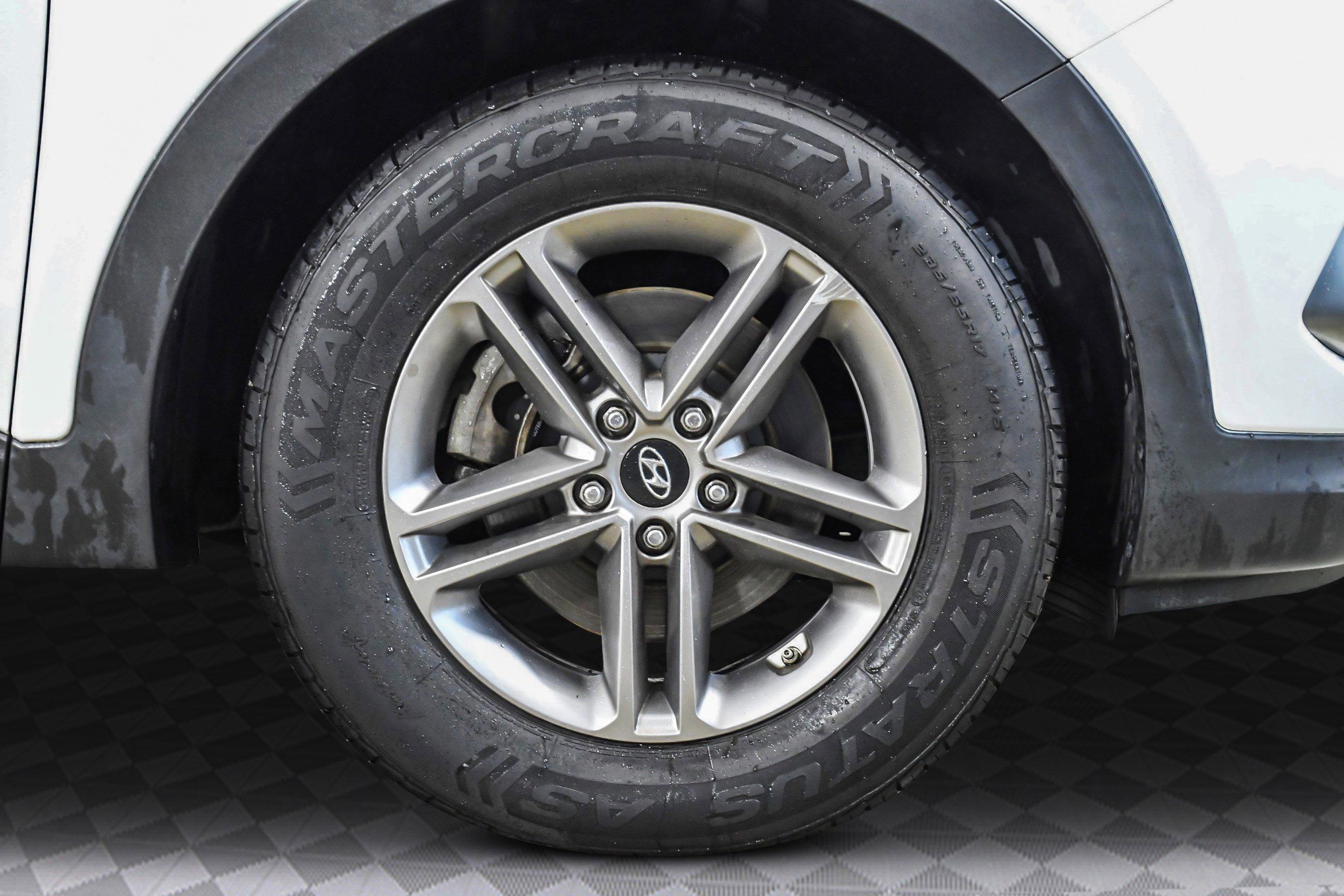 Used 2017 Hyundai Santa Fe Sport image 35