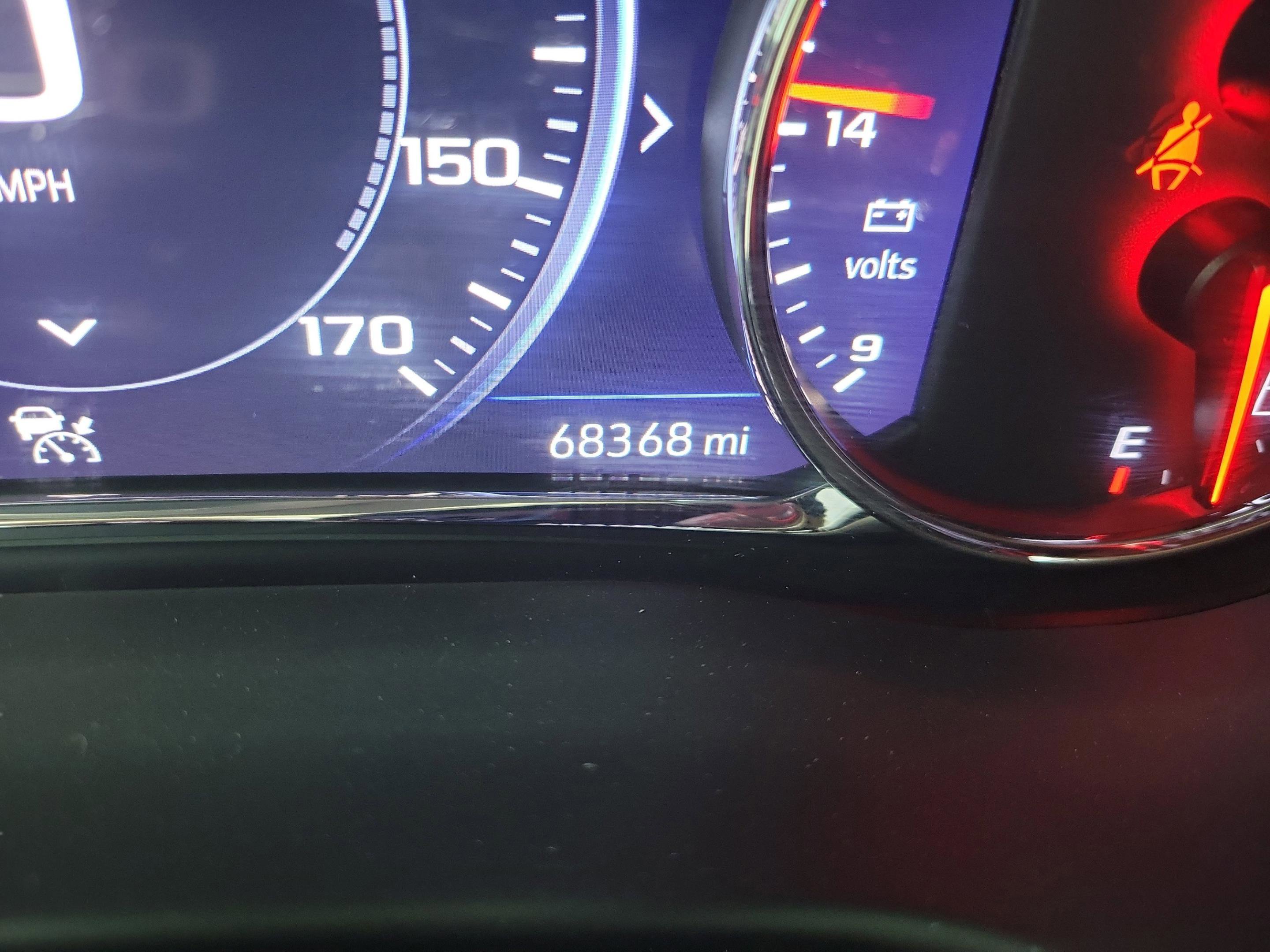 Used 2021 GMC Acadia Denali w/ Denali Technology Package image 19