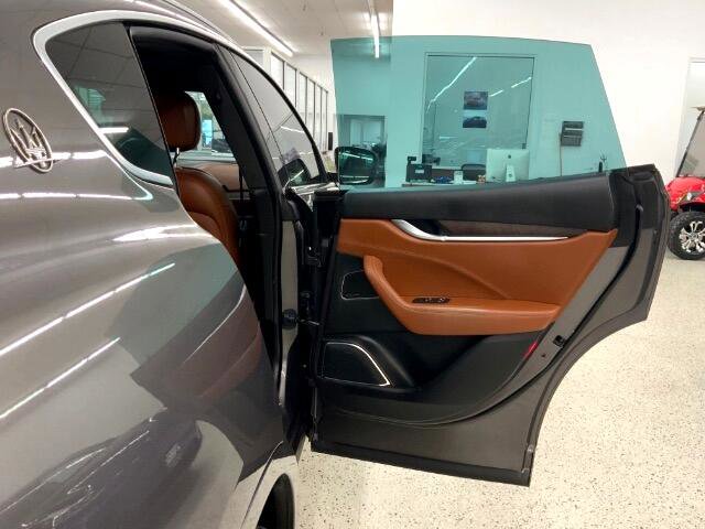 Used 2017 Maserati Levante S image 34