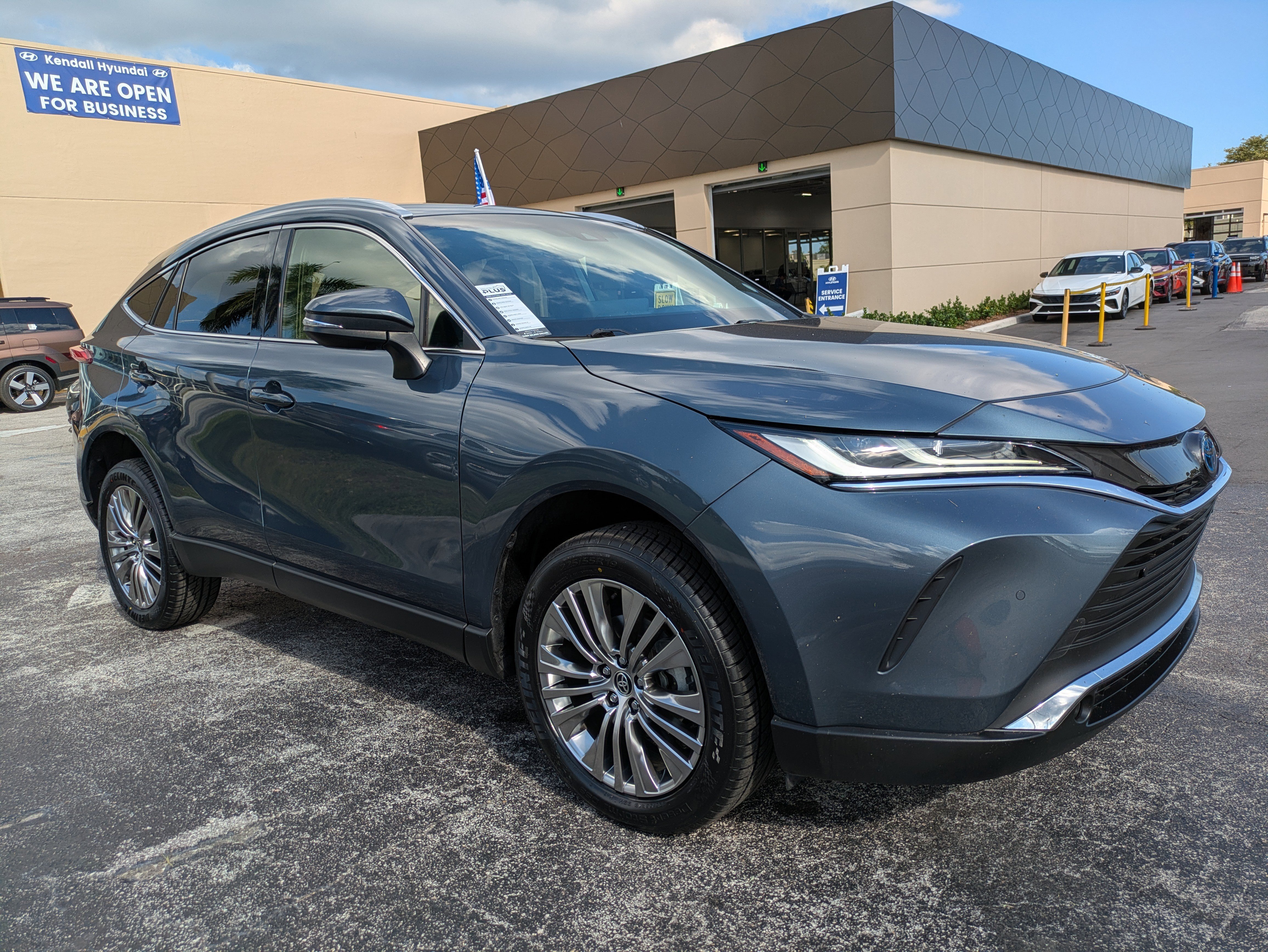 Used 2022 Toyota Venza XLE