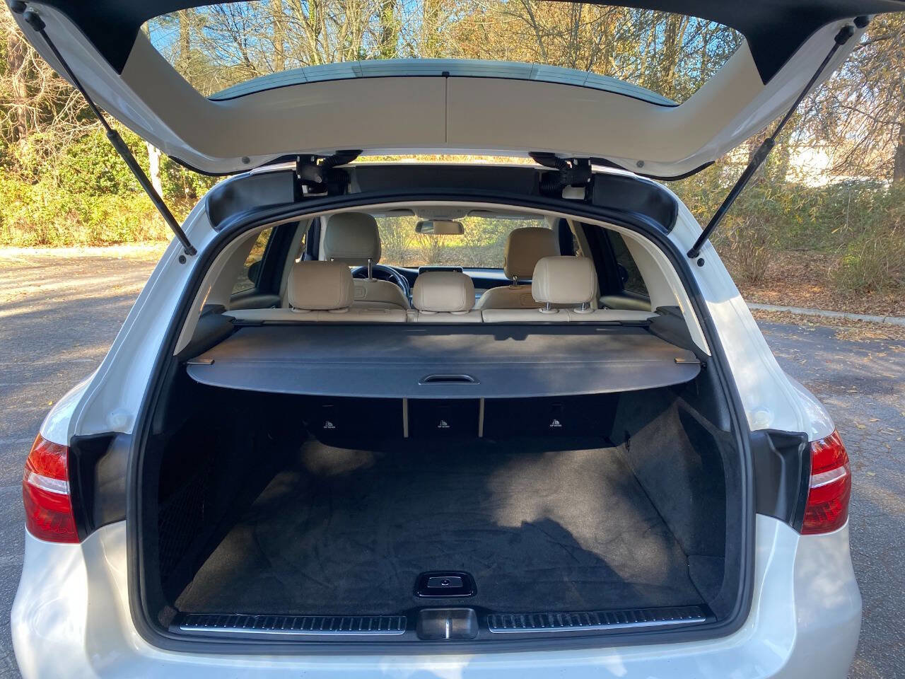 Used 2019 Mercedes-Benz GLC 300 image 51