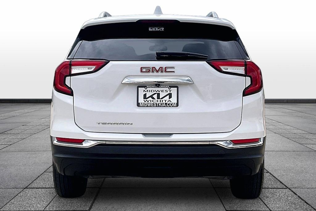 Used 2023 GMC Terrain SLT FWD image 4