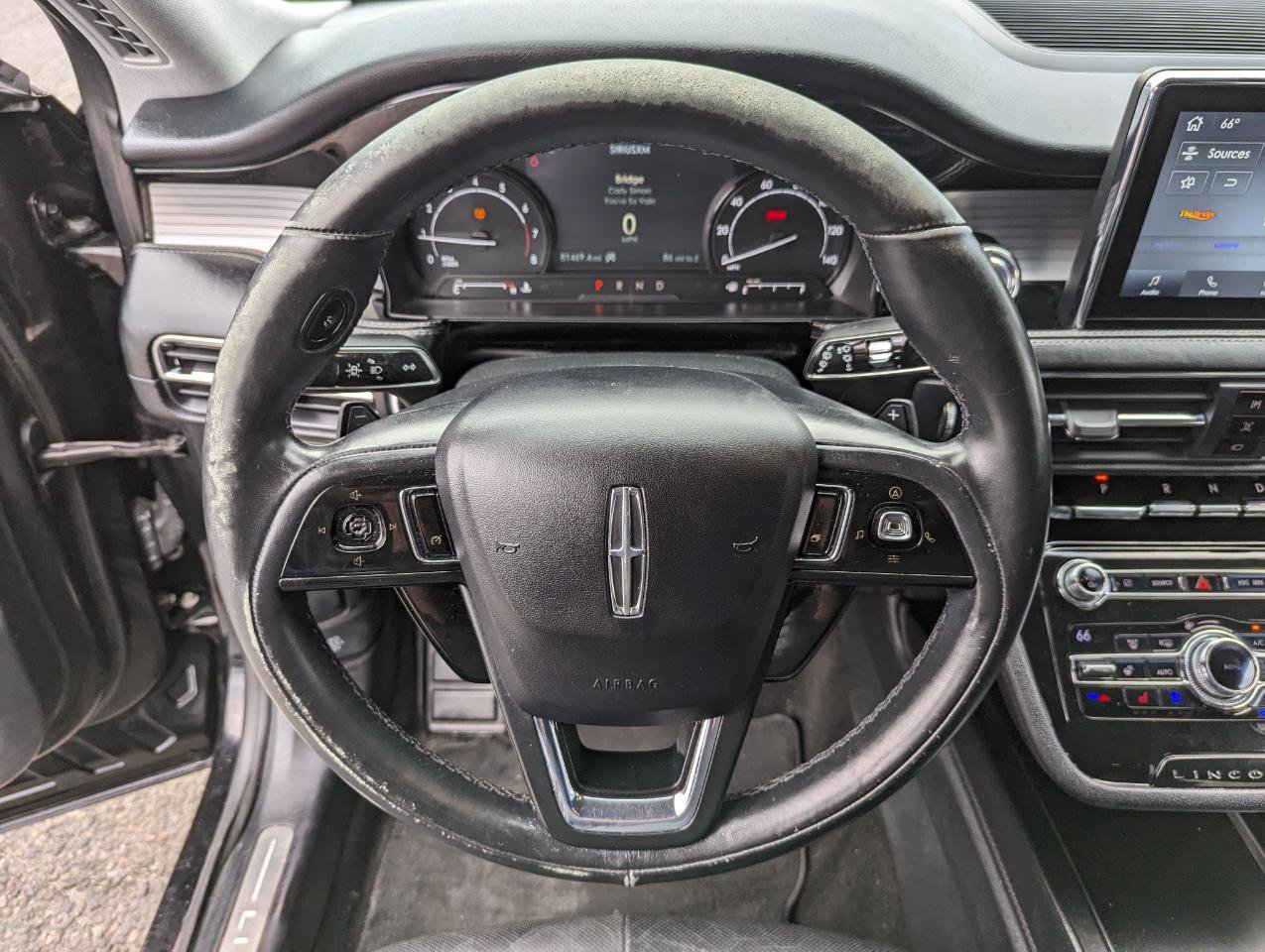 Used 2020 Lincoln Corsair AWD w/ Premium Package image 15