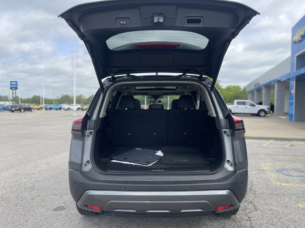 Used 2023 Nissan Rogue SL w/ SL Premium Package image 9