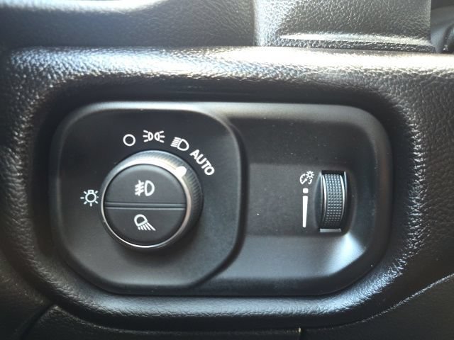 Used 2026 RAM 2500 Big Horn AWD/4WD image 12