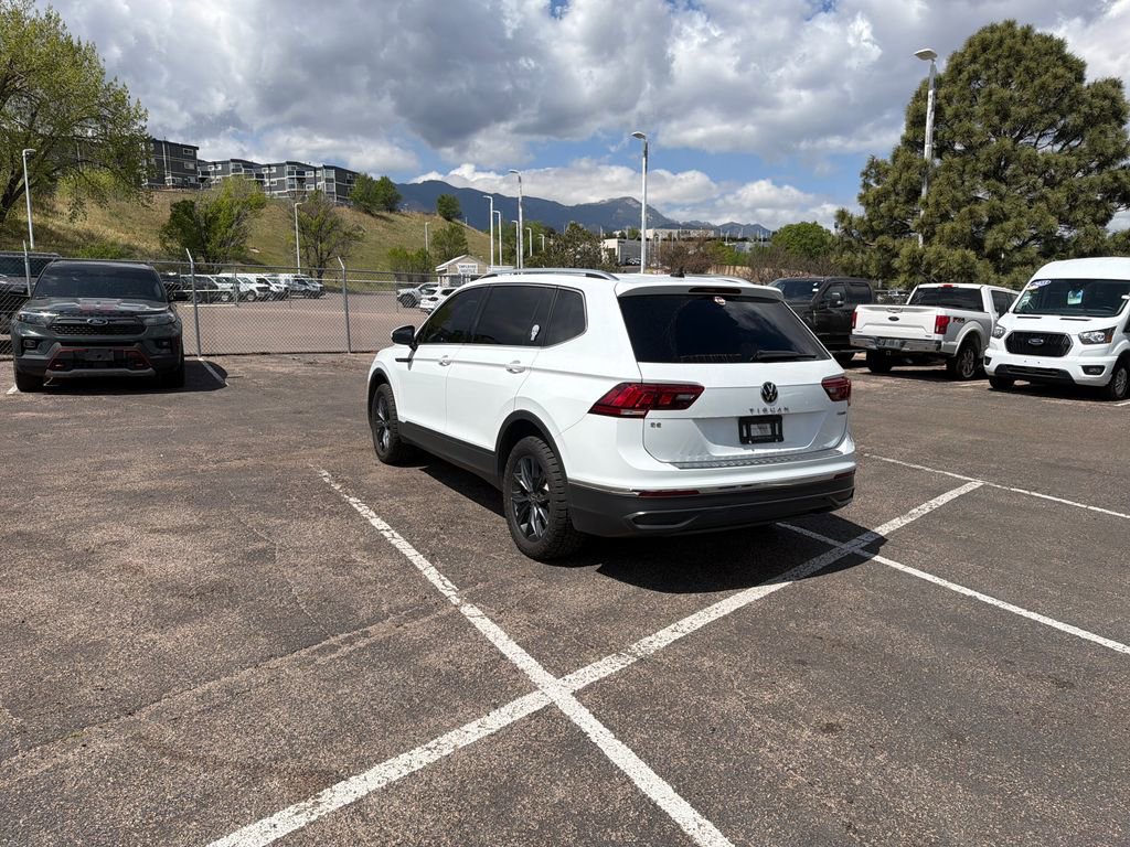 Used 2022 Volkswagen Tiguan SE AWD/4WD image 7