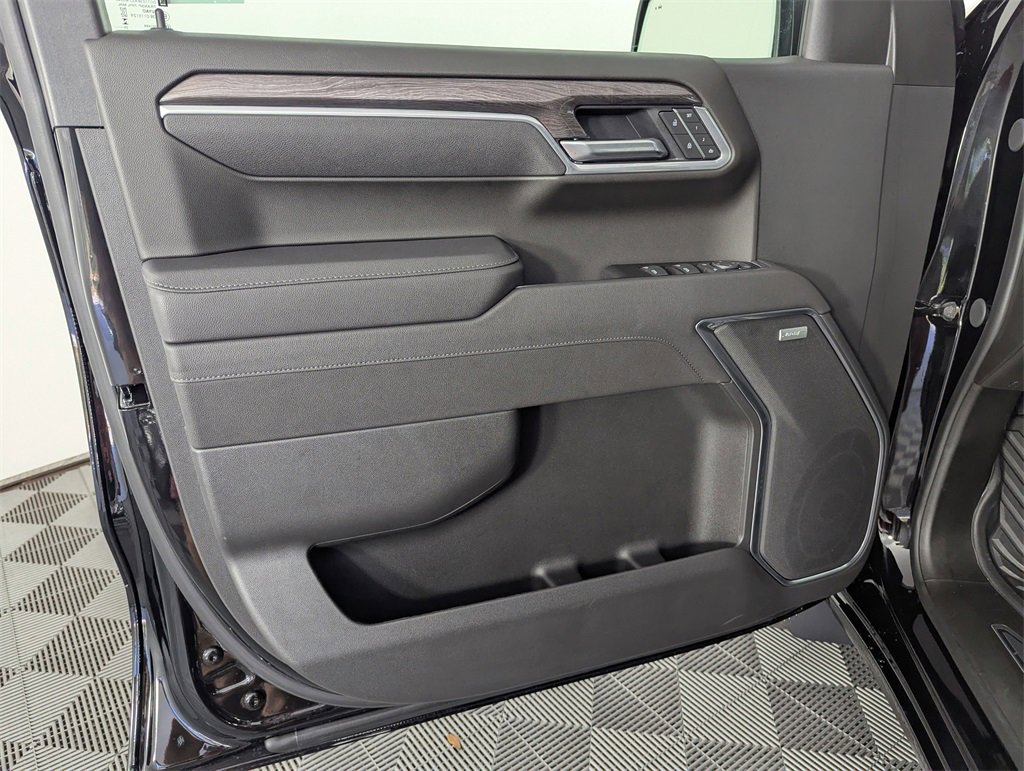 Used 2026 Chevrolet Silverado 1500 LTZ image 15