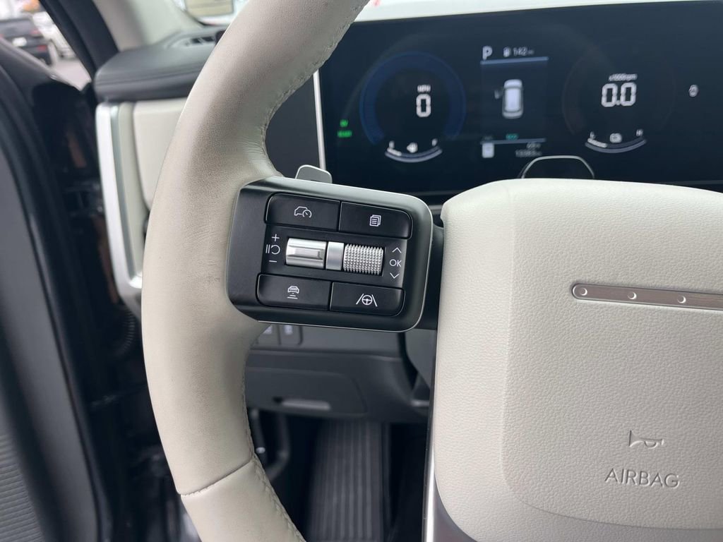 Used 2025 Hyundai Santa Fe SEL image 18