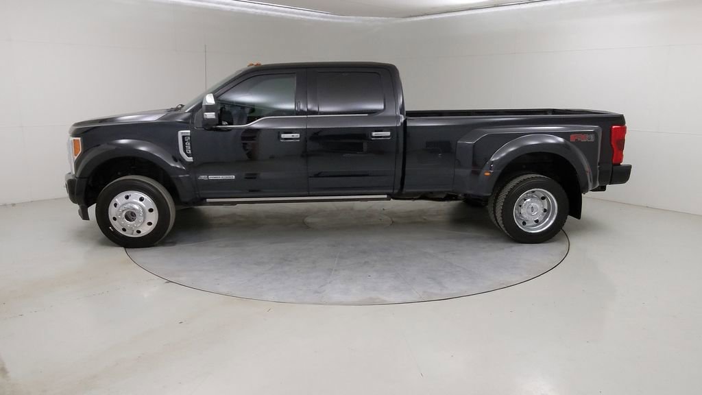 Certified 2019 Ford F450 Platinum w/ Platinum Ultimate Package image 20